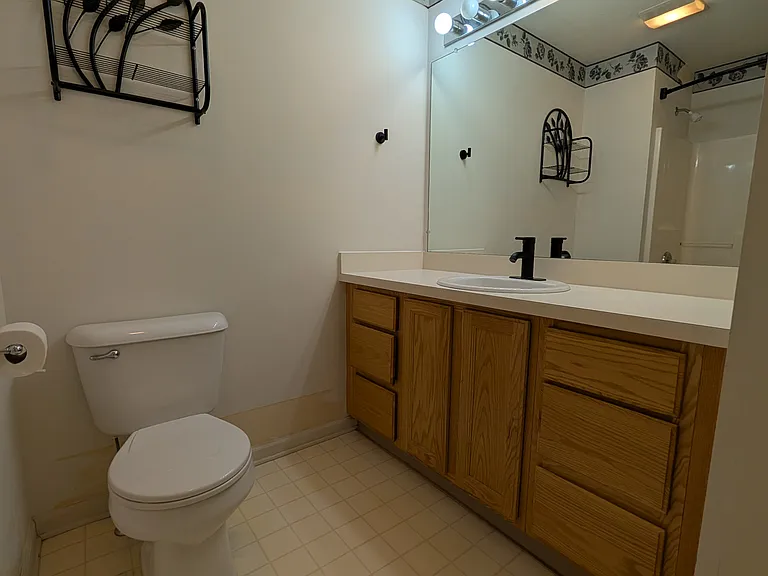 1561 Long Meadow Trl — Photo 18