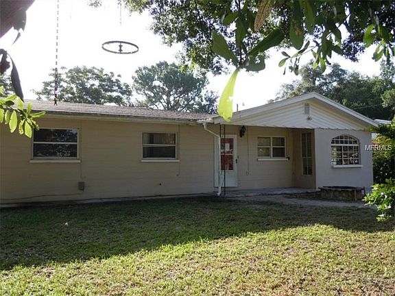 2nd image of 1257 Melville Ave