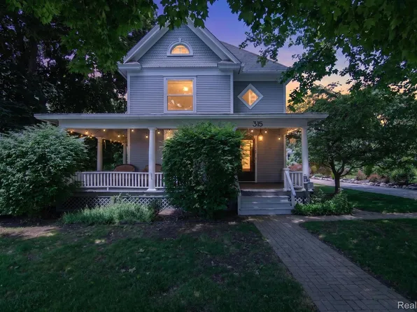 315 E Michigan Ave, Saline, MI 48176