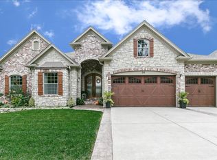 314 Harbor Bluff Dr, Fenton, MO 63026