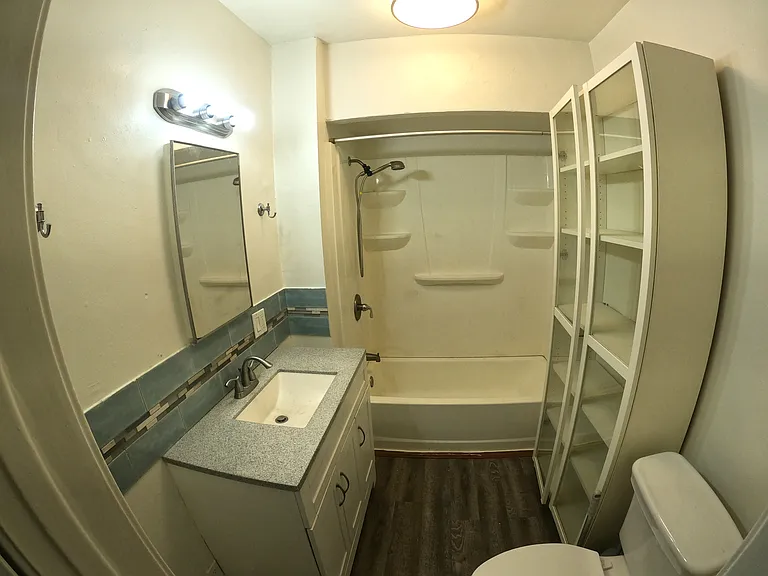 140 S New Hampshire Ave — Photo 10