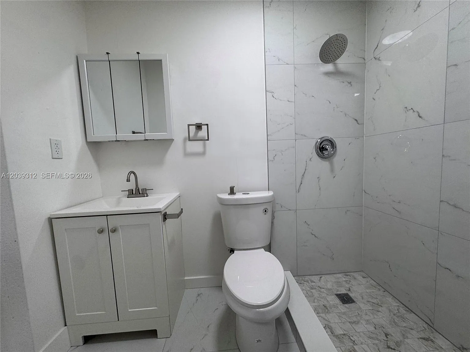 2 bed, 2150 sqft, $2,650 — Photo 4