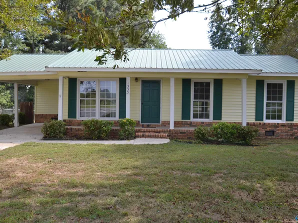 1335 Sundown Dr NW, Arab, AL 35016