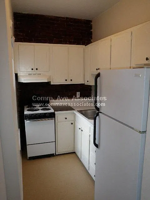 73 S Huntington Ave — Photo 3