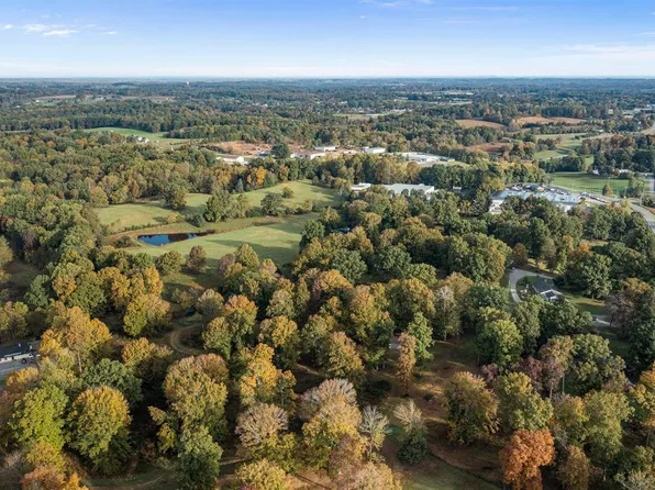 2801 Old Gallatin Rd, Scottsville, KY 42164