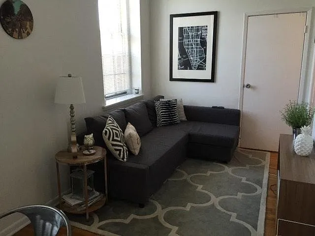 340 Monmouth St — Photo 3
