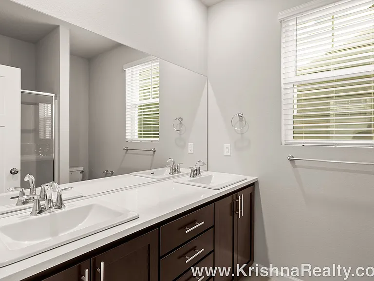 3454 SE 81st Ave — Photo 16