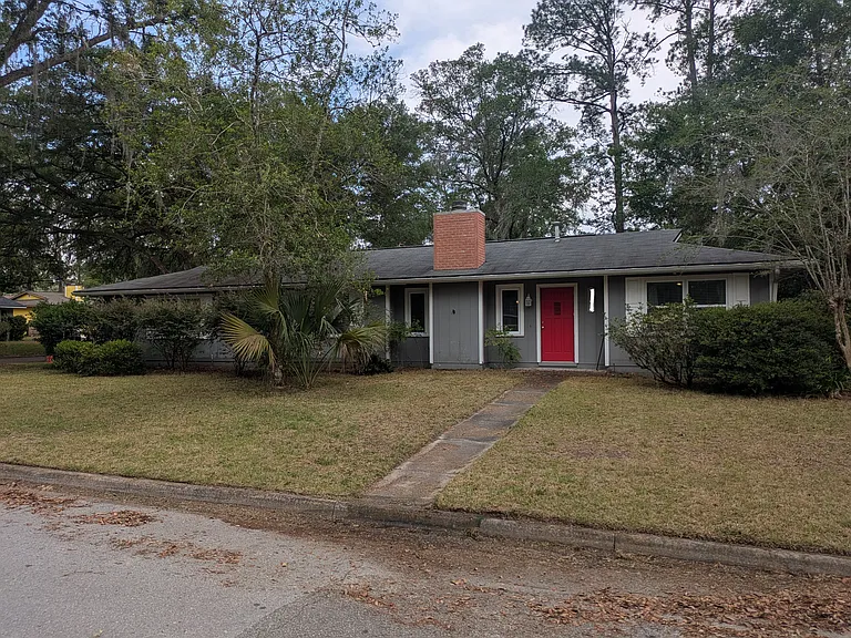 5127 NW 24th Pl — Photo 3