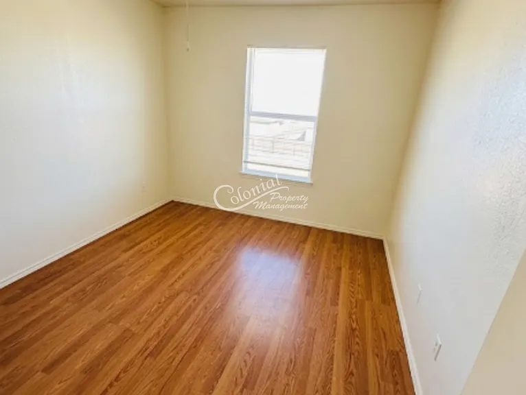 1111 Horizon Dr #C — Photo 6