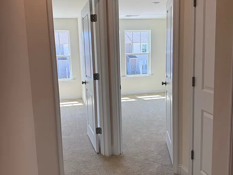 40 Clementine St — Photo 13