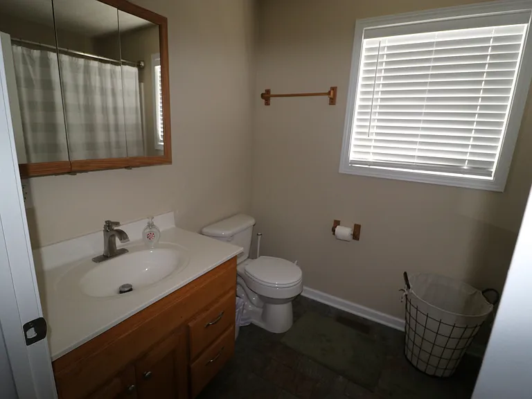 295 Monroe St — Photo 20