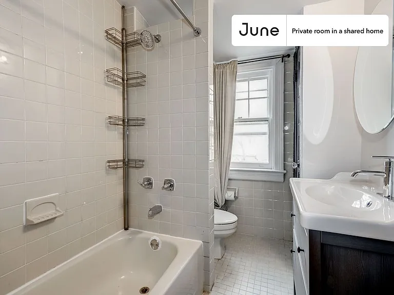 2270 Cathedral Ave NW #1A — Photo 7