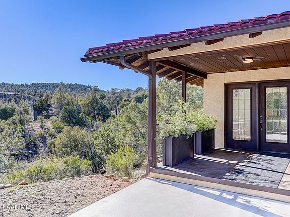 3rd image of 2256 Loma Rica Cir