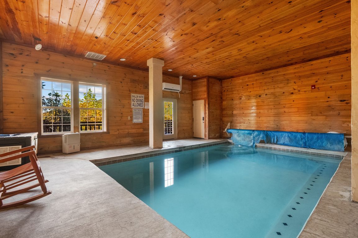 next background image