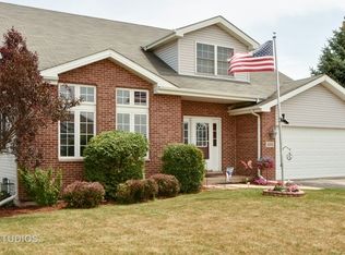 3205 Sandy Ridge Dr, Steger, IL 60475