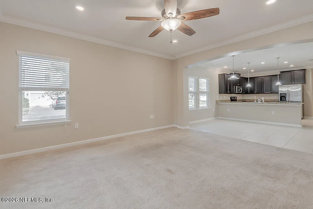 3 bed, 2.0 bath, 2064 sqft, $2,250 — Photo 2