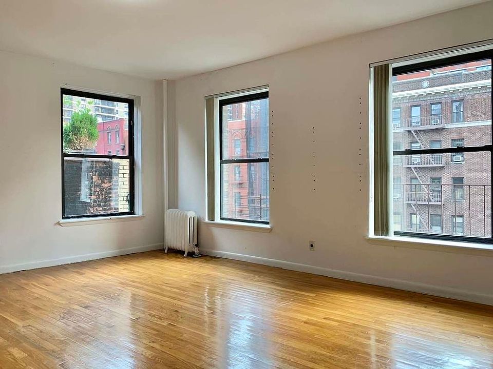 2nd image of 231 W 96th St APT 2D