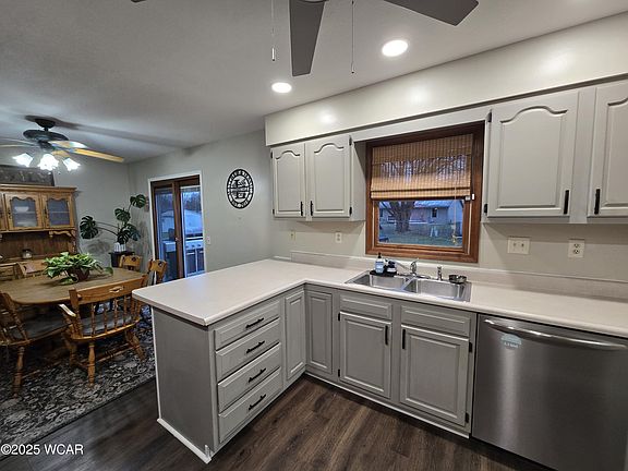5th image of 3130 Shiloh Dr