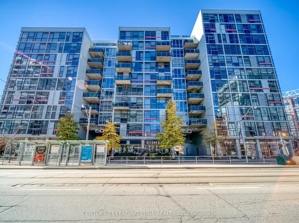 60 Bathurst St, Toronto, ON