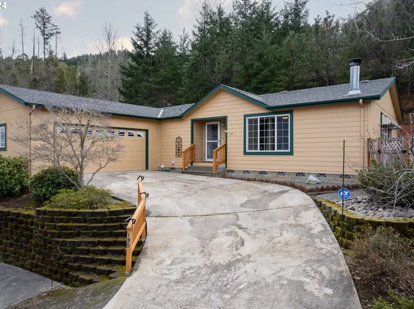 195 Samantha Way, Canyonville, OR 97417