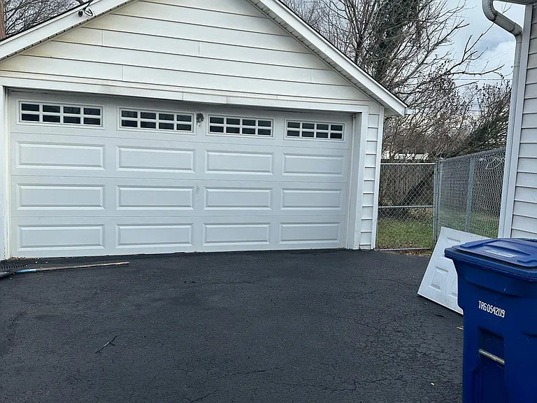 2846 S High St — Photo 2