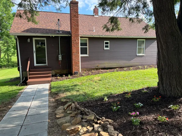 539 1/2 Scott Ridge Rd, Harmony, PA 16037