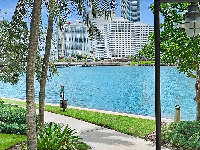 801 Brickell Key Blvd #2210 — Photo 67