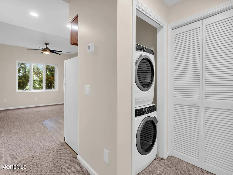 15 Garfield Ave #205 — Photo 9
