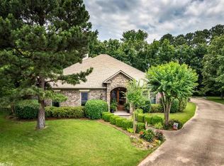 4 Hickory Pointe Cv, Little Rock, AR 72223