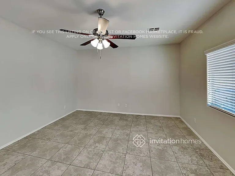 2101 E Caspian Way — Photo 6