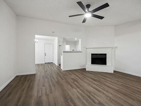 3rd image of 4733-4735 Berridge Ln