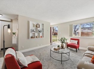 952 S Curtis Rd, Boise, ID 83705