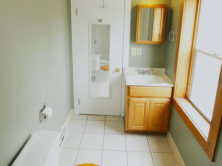 Bathroom alternate view