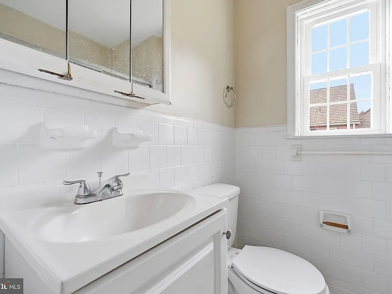 3927 Pennsylvania Ave SE #201 — Photo 7