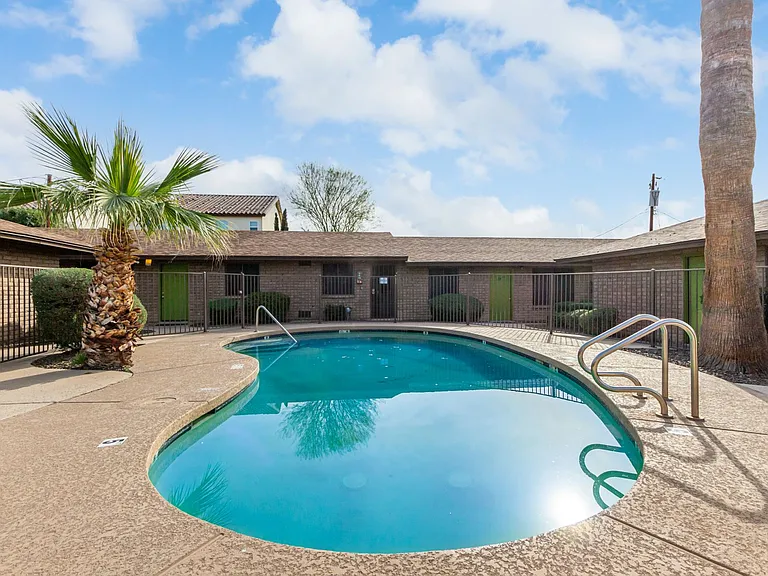 Garden-Style Living in Arcadia Lite | Move-In Specials Available — Photo 21
