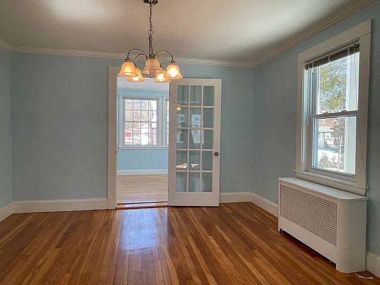 139 Oakdale Rd — Photo 18
