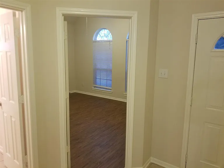 2406 Hawks Rd — Photo 16