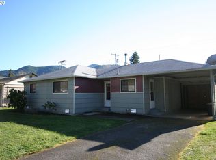 47712 W 2nd St, Oakridge, OR