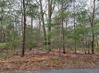 Lake Terrace, Middle Island, NY 11953