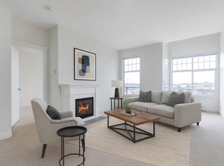 17712 57a Ave #409, Surrey, BC V3S1J1