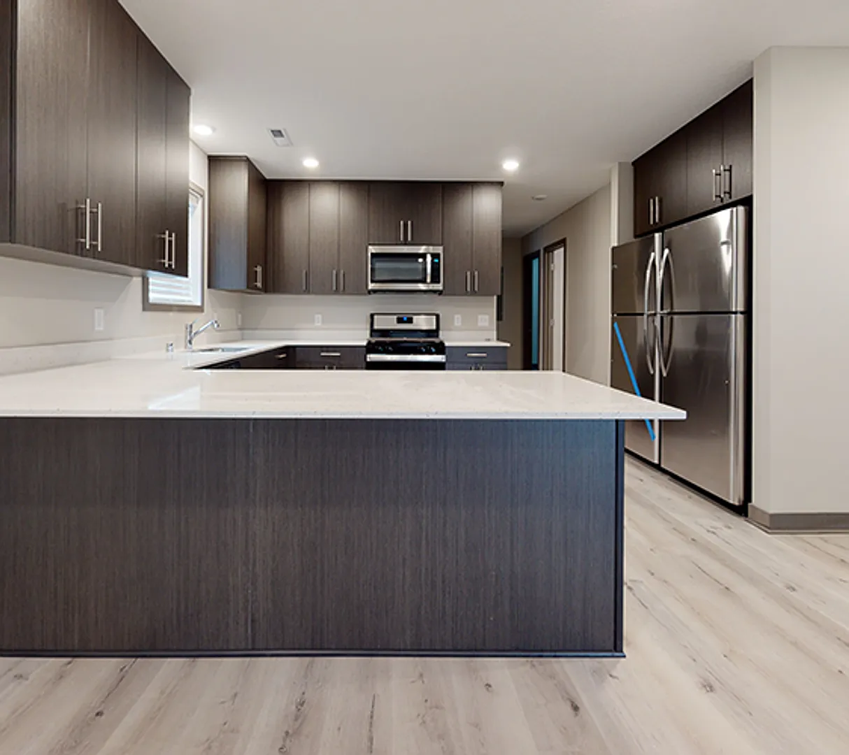 869 19th Ave SE Duplex — Photo 3