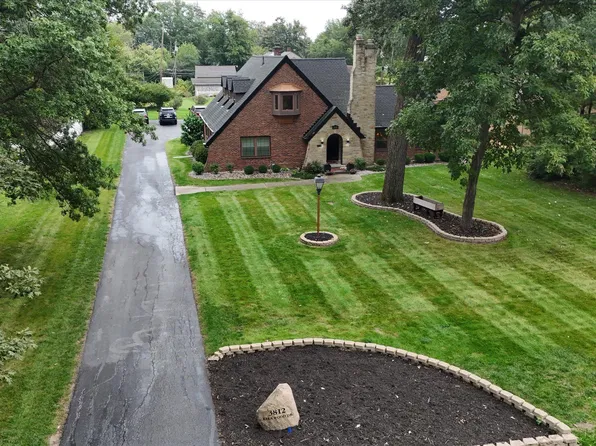 3812 Kirkwood Dr, Fort Wayne, IN 46805