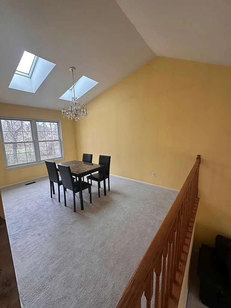 10159 Forest Hill Cir — Photo 4
