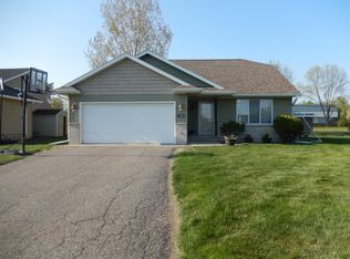 220 Country Ct, Sartell, MN 56377