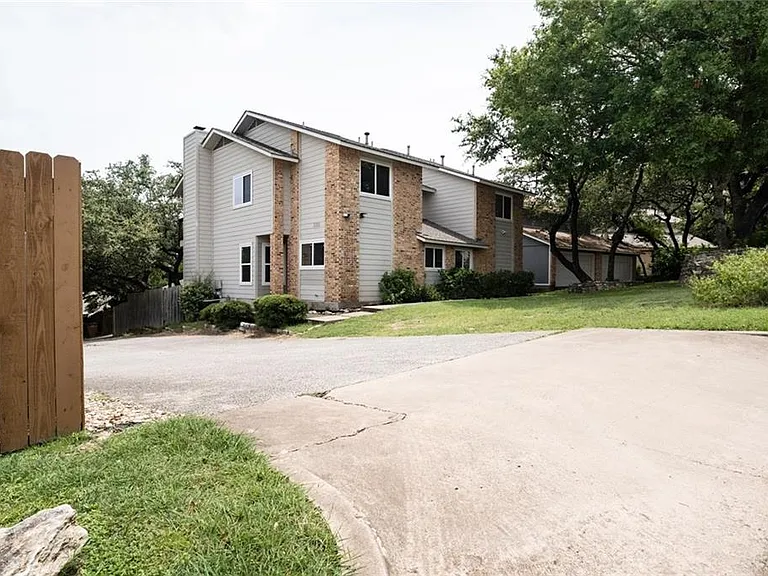 3208 Twinberry Cv #A — Photo 40