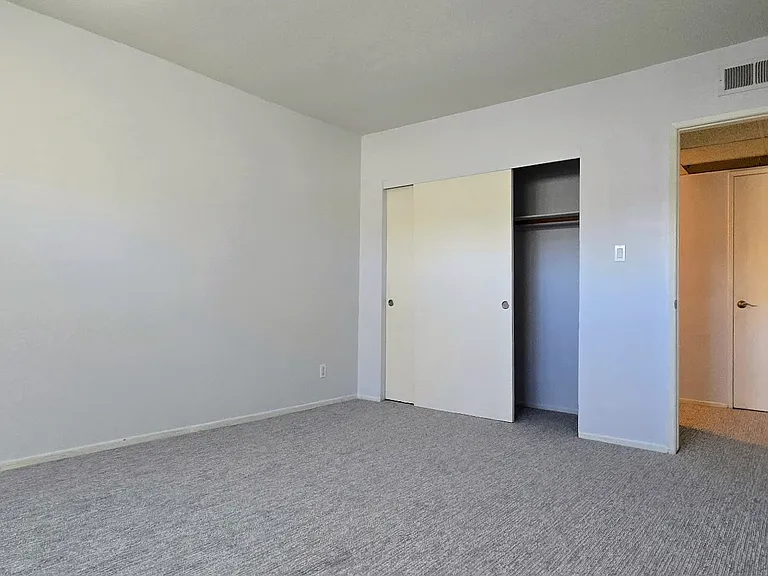 277 Pleasant St #317 — Photo 27