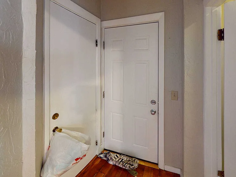 Highland Rd — Photo 15