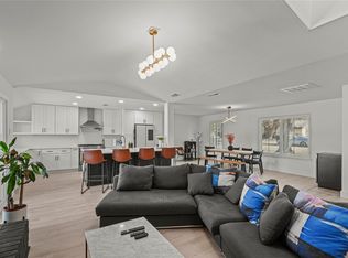 3959 Clubway Ln, Farmers Branch, TX 75244