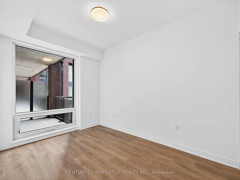 1185 Dupont St #602 — Photo 15