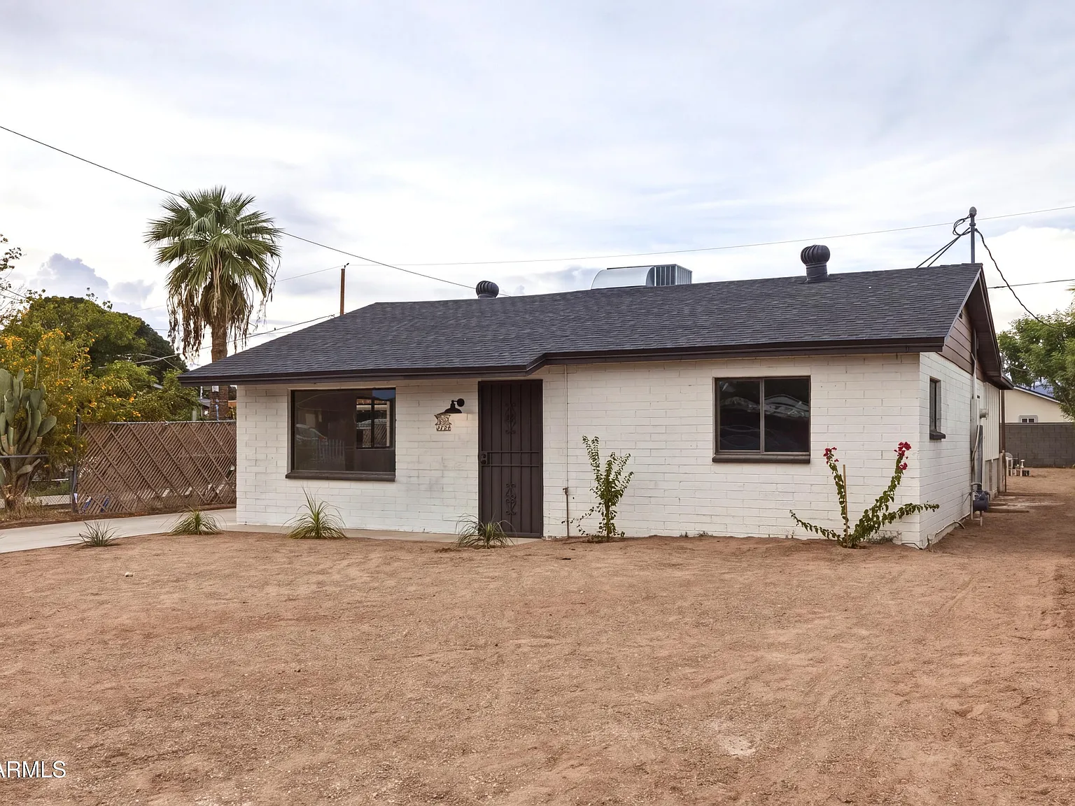 2 bed, 1.0 bath, 1312 sqft, $2,250 — Photo 2